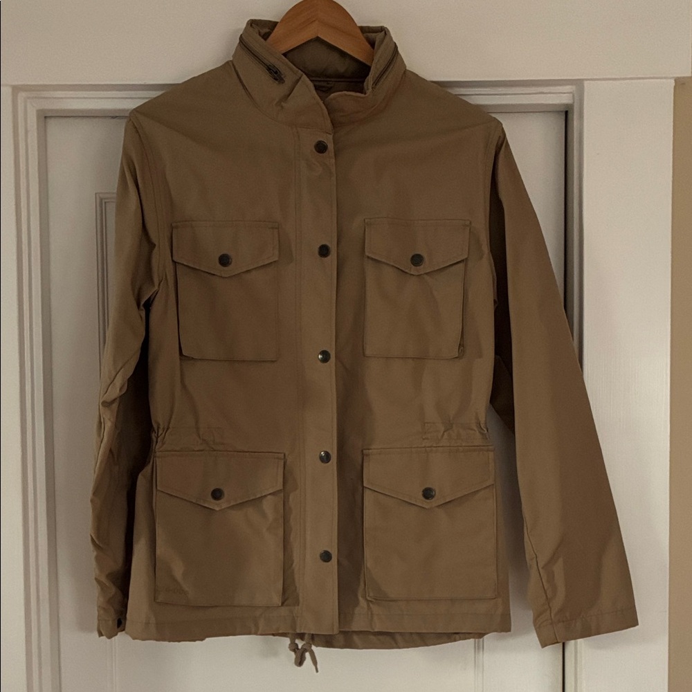 Fjallraven Raven Women’s size M.  Tan.  Like new
